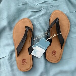 High tide flip flops